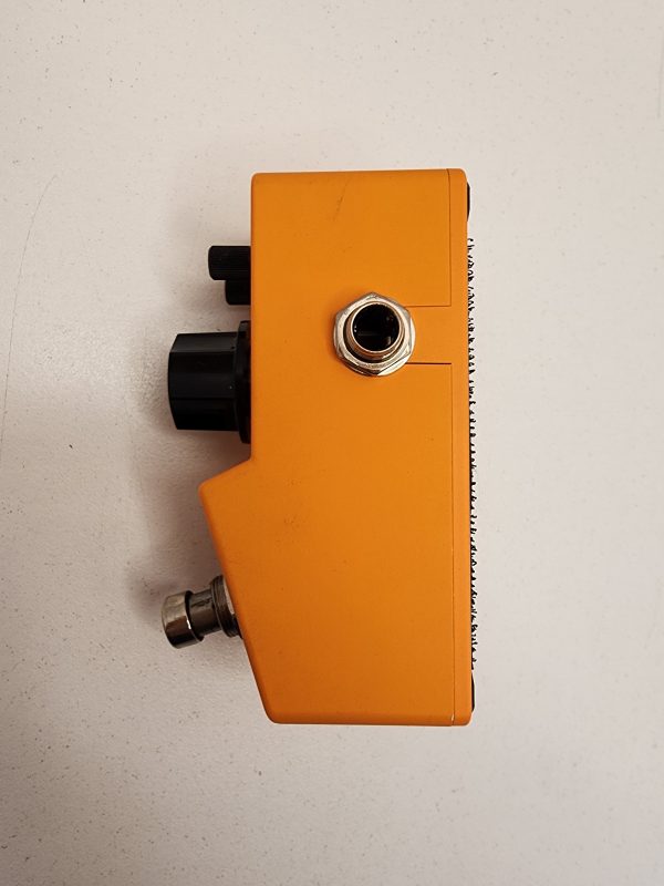 Ibanez 850 Fuzz Mini Guitar Effects Pedal - IP393408 - Image 4