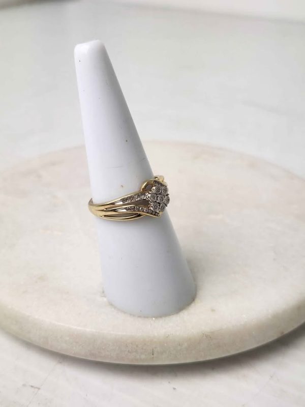 9CT YELLOW GOLD RING #GN390564 - Image 16