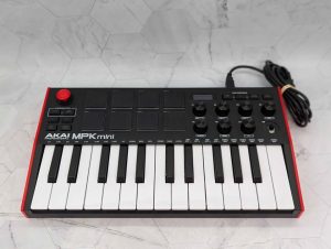 Akai MPK Mini MIDI Controller - BP393726