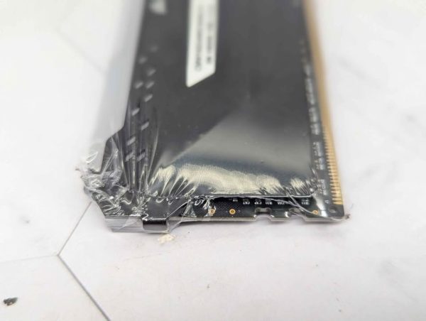 Corsair Vengeance RGB Pro 16GB Desktop RAM Unit - BP389971-2 - Image 5