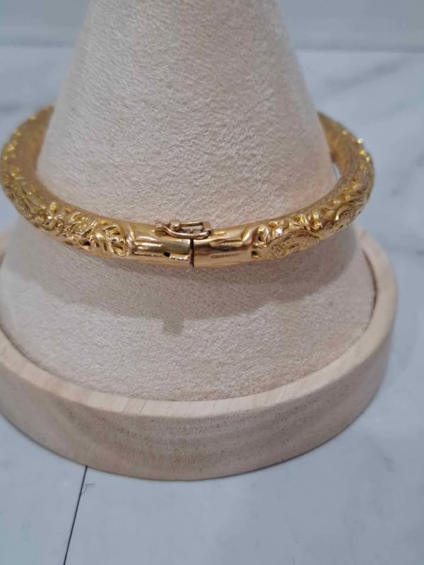 14CT YELLOW GOLD PATTERNED BANGLE TW389336 - Image 7