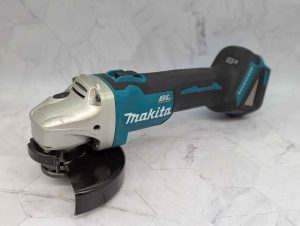 Makita 18V 125mm Angle Grinder Skin-Only (DGA504) - BP392052
