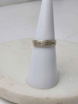 LADIES 9CT WHITE GOLD RING #GN359555