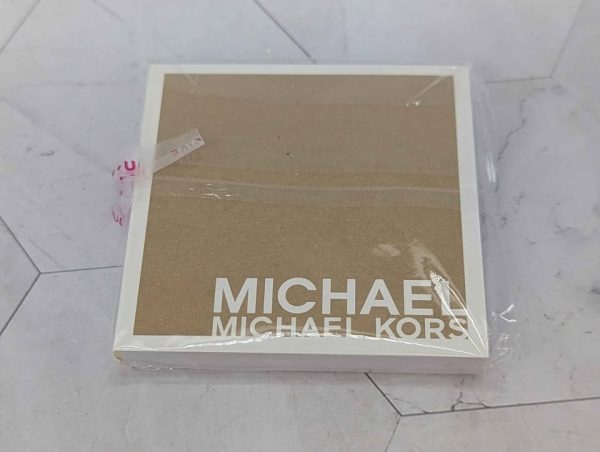 Michael Kors Bradshaw Silver Two Tone Chronograph Watch (MK-5627) - BP389911 - Image 10