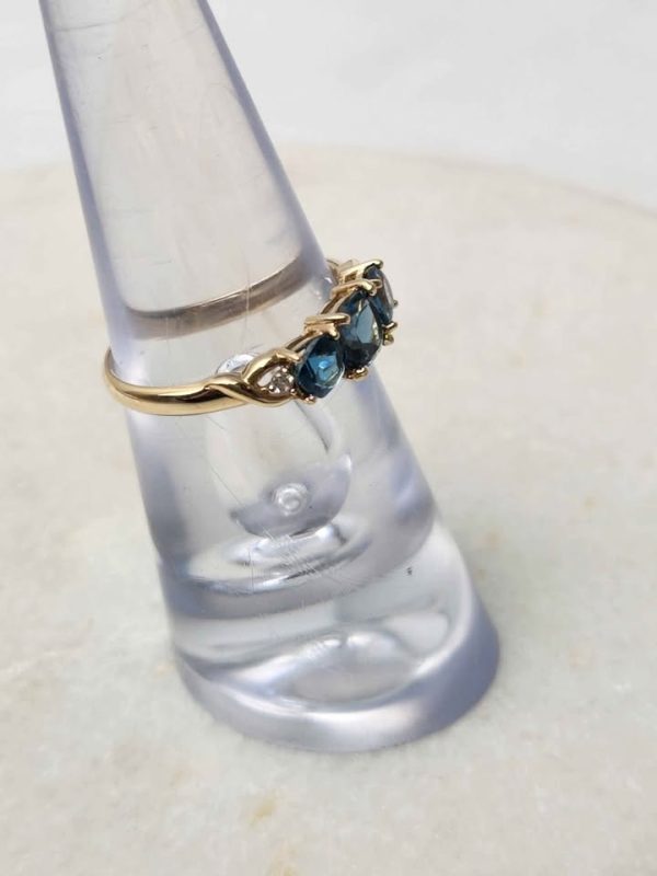 9CT YELLOW GOLD RING #GN390850 - Image 4