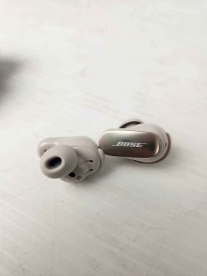 BOSE QUITE COMFORT ULTRA EARBUDS #GN394734