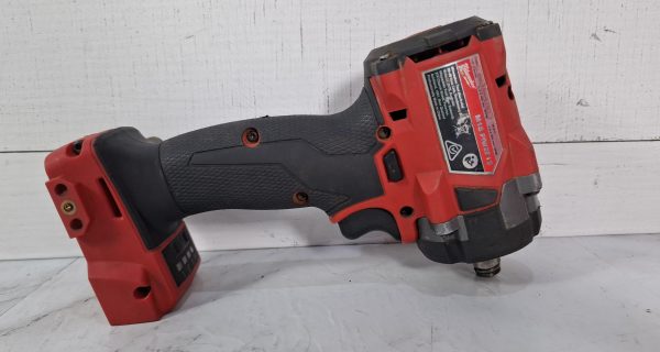 Milwaukee 18V Impact Driver TW387897 - Image 2