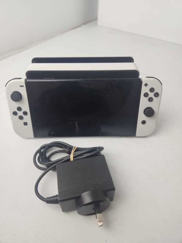 NINTENDO SWITCH (HEG001) WITH CHARGER DOC #GN391395 - Image 6