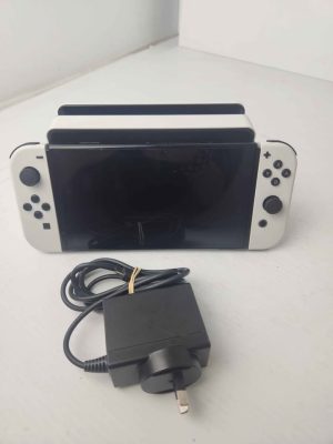 NINTENDO SWITCH (HEG001) WITH CHARGER DOC #GN391395