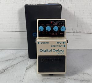 Boss Digital Delay Guitar Pedal TW396309-6