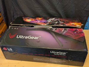 LG UltraGear 27-inch 180Hz Gaming Monitor (27GP850) - BP396474