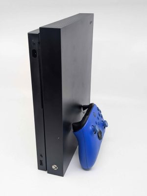 Xbox One X Console - BL390670