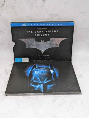 The Dark Knight Trilogy Bluray Limited Edition Box Set - BP388725