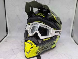Just1 J38 Off-Road Riding Helmet w/ Goggles - BP396593
