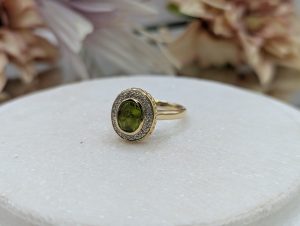 Ladies 18CT Yellow Gold Peridot & Diamond Dress Ring (8.1gms) - BP324410