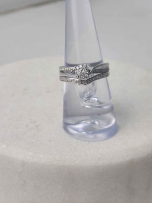 LADIES 10CT WHITE GOLD DIAMOND RING SET #GN385717