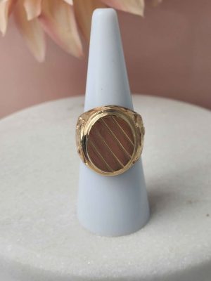 MENS 9CT YELLOW GOLD LION SIGNET RING #GN403721