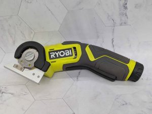 Ryobi 4V Cutting Tool w/ Rechargeable Battery - BP402650
