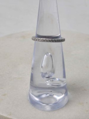 LADIES 18CT WHITE GOLD RING #GN402239