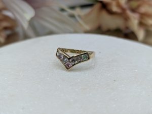 Ladies 9CT Yellow Gold Pink & Clear Stone Ring (2.68gms) - BP377862