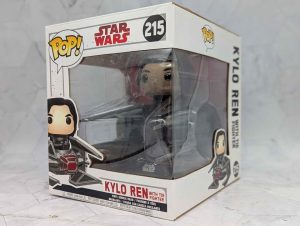 Pop Star Wars Kylo Ren w/ Tie Fighter Vinyl #215 - BP406456