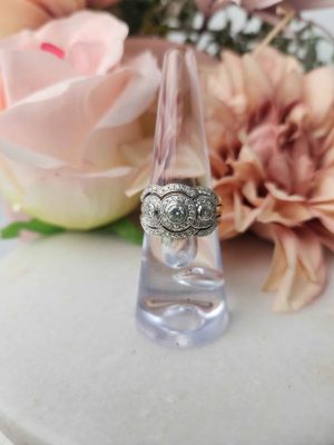 **VALUATED** 18CT YELLOW GOLD DIAMOND RING #GN391017