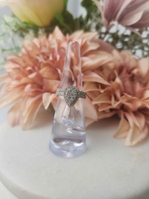 9CT YELLOW GOLD DIAMOND TEAR-DROP RING SET #GN369259