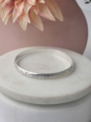 LADIES SILVER BANGLE #GN404762