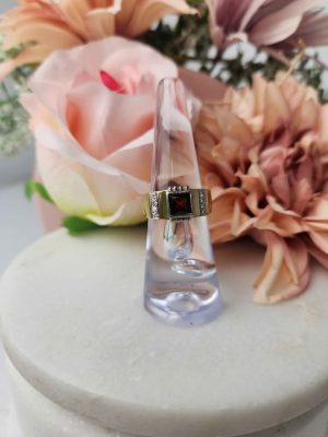 UNISEX 9CT YELLOW GOLD DIAMOND RING #GN339408