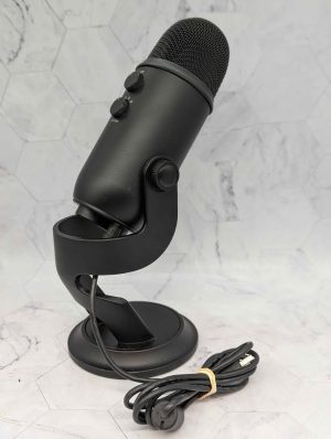 Blue Yeti Blackout Edition USB Microphone - BP400776
