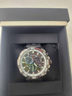 MENS BLACK CITIZEN WATCH IN BOX #GN404458