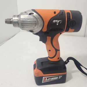 SP TOOL IMPACT WRENCH WITH TWO BATTERIES AND CHARGER #GN348181