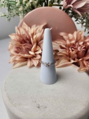 9CT WHITE GOLD DIAMOND RING #GN348769