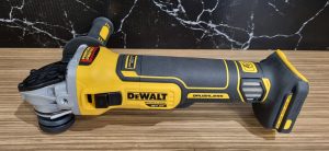 DeWalt 18V Angle Grinder TW409027