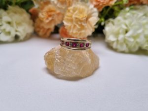 9ct Yellow Gold Channel Set Pink Stone Ring TW407779