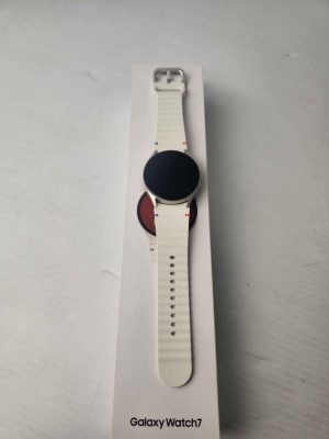 SAMSUNG GALAXY SMART WATCH 7 IN BOX #GN416156