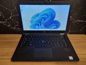 Dell Latitude Laptop TW409927