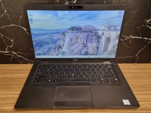Dell Latitude Laptop TW409626