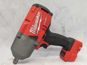Milwaukee FUEL 18V High Torque Impact Wrench Skin-Only (M18FHIWF12) - BP417558