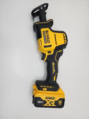 Dewalt Reciprocating Saw DCS369 w/ 5Ah Battery - IP416913