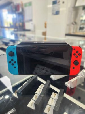 NINTENDO SWITCH CONSOLE WITH DOCK AND CHARGER #GN413453