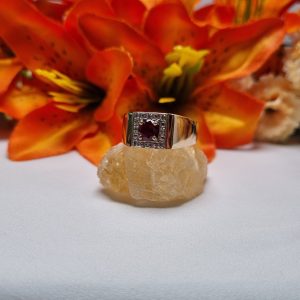 9ct Yellow Gold Red Stone Halo Ring TW414262