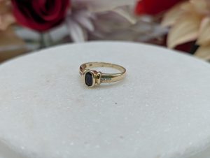 Ladies 9CT Yellow Gold Black Stone and Diamond Ring (2.7gms) - BP370824