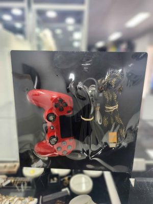 SONY PLAYSTATION 4 CONSOLE WITH CORDS AND CONTROLLER #GN395384