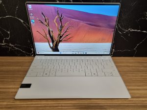 Dell XPS Laptop TW411320