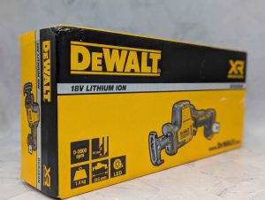 DeWalt 18V XR Atomic Reciprocating Saw Skin-Only (DCS369N) - BP395180