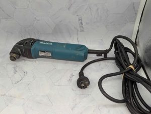 Makita 240V Variable Speed Multi-Tool (TM3000C) - BP411184