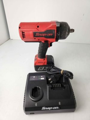 SNAP ON IMPACT WRENCH WITH 18V BATTERY AND CHARGER #GN352784