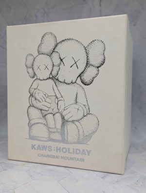 KAWS: Holiday Changbai Mountain Collectable Figure - BP418907