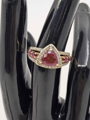 Ladies 9ct Gold Trillion Cluster Cocktail Ring - BL413508